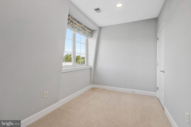 $524,900 | 150 V Street Northwest, Unit V402, Washington, DC 20001