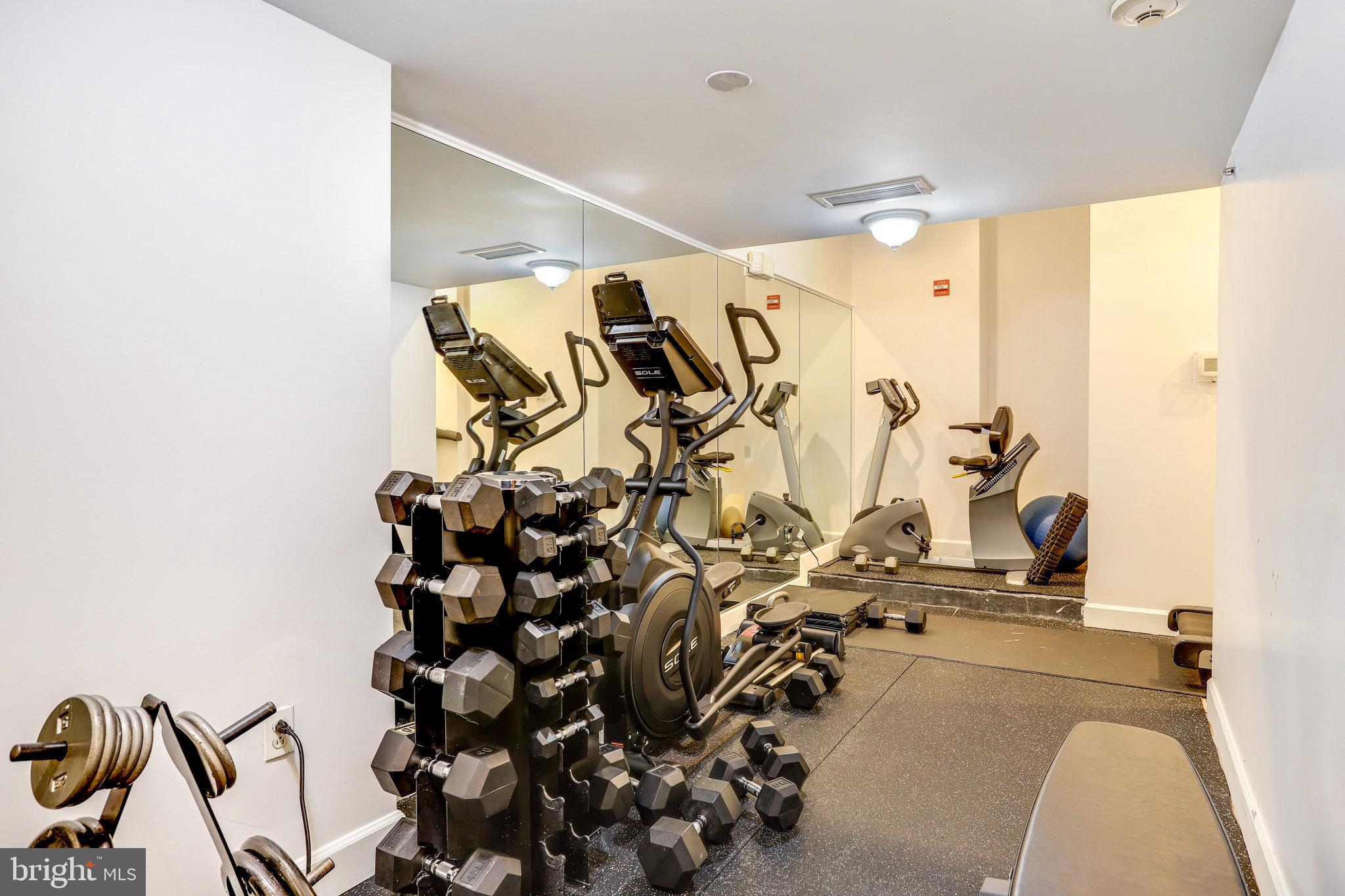 150 V Street Northwest, Unit V402 Washington, DC 20001 - Photo 23 of 28 Fitness room