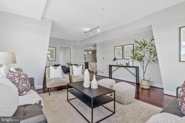 $524,900 | 150 V Street Northwest, Unit V402, Washington, DC 20001