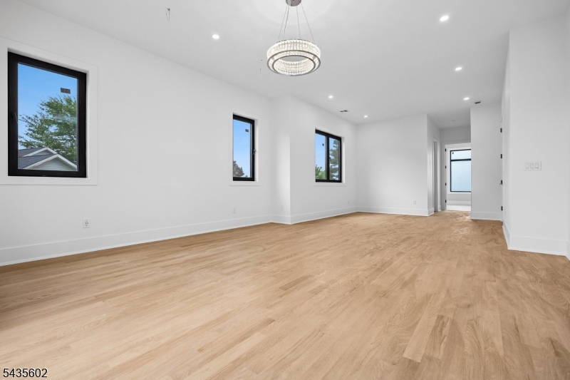 30 Winthrop Road Short Hills, NJ 07078 - Photo 15 of 34