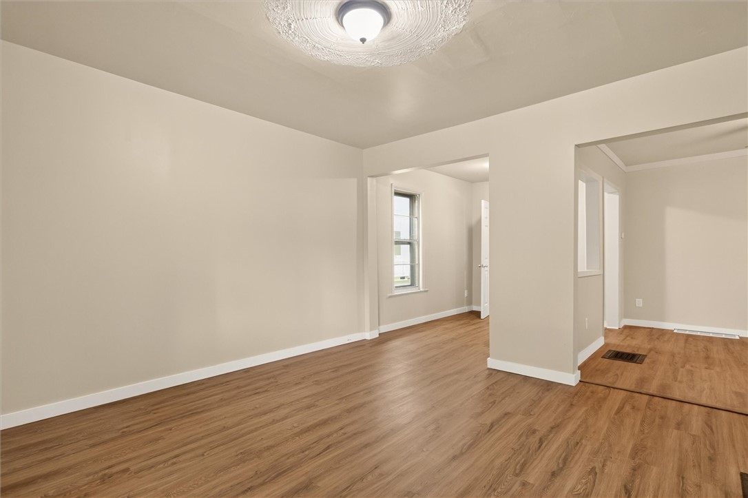 344 Tremont Street Rochester, NY 14608 - Photo 16 of 37