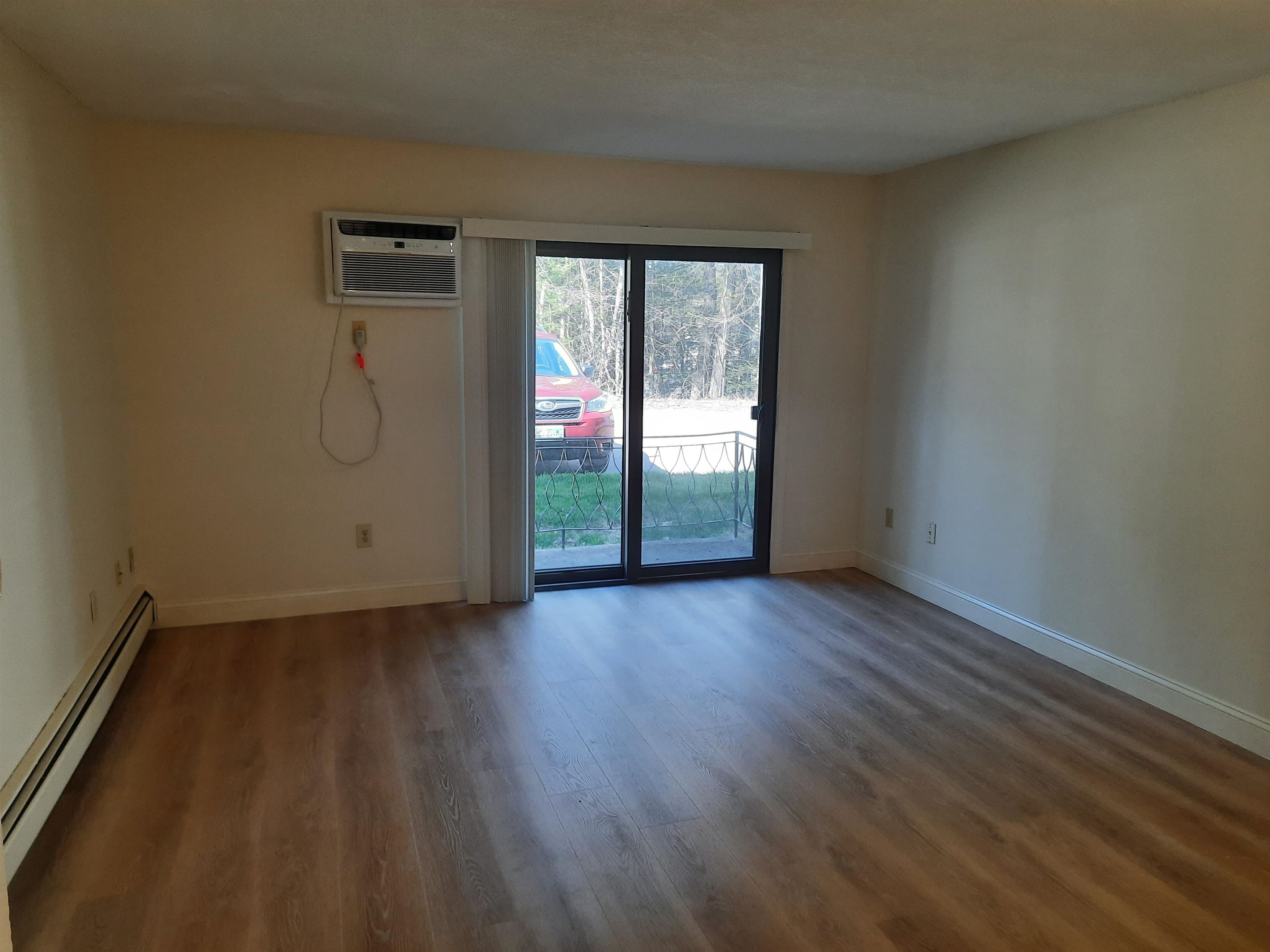 14 Strawberry Bank Road, Unit 7 Nashua, NH 03062 - Photo 6 of 13