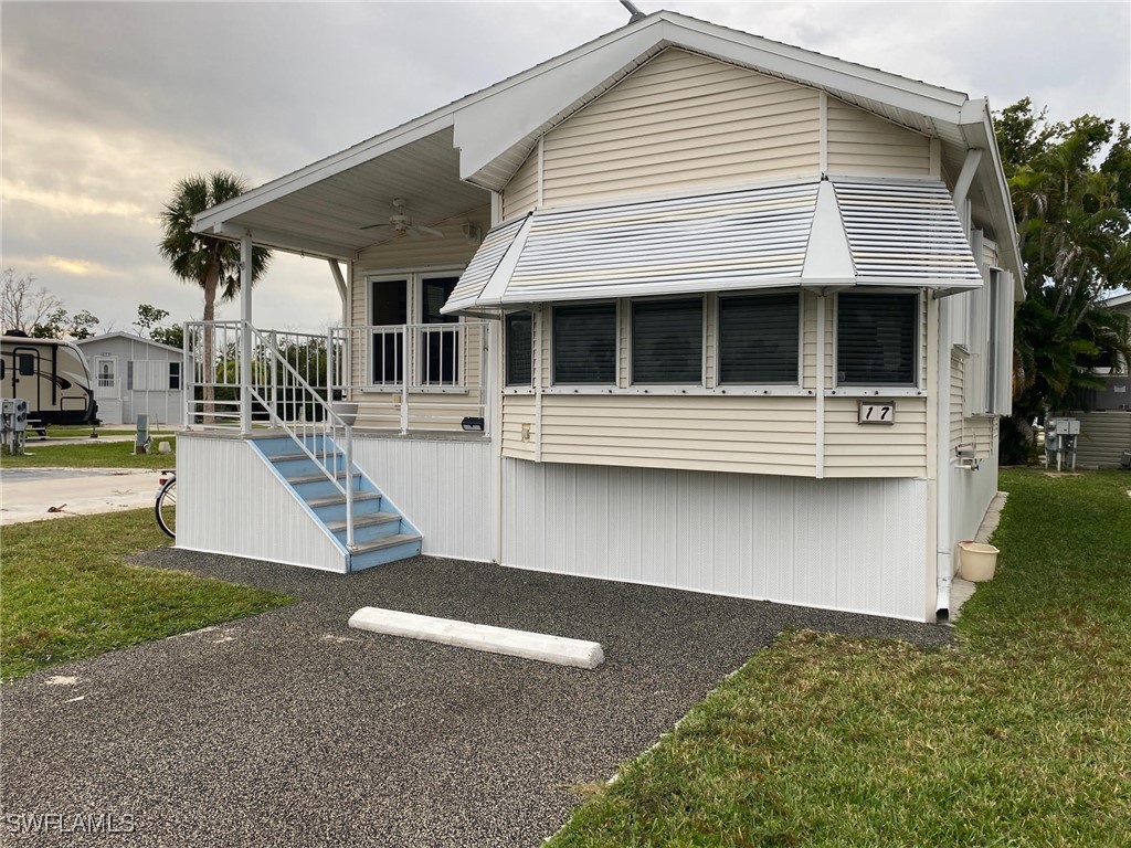 19681 Summerlin Road, Unit 17 Fort Myers, FL 33908 - Photo 1 of 32 Gallery Image 1