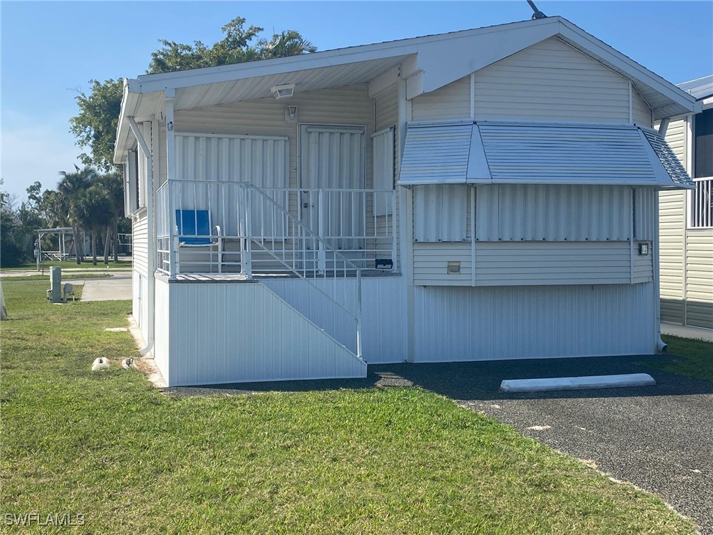 19681 Summerlin Road, Unit 17 Fort Myers, FL 33908 - Photo 5 of 32 Gallery Image 5