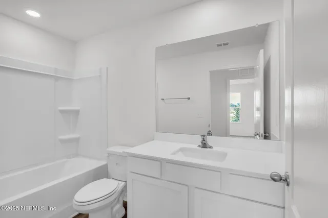 $379,900 | 3102 Cottage Hl Place, Green Cove Springs, FL 32043