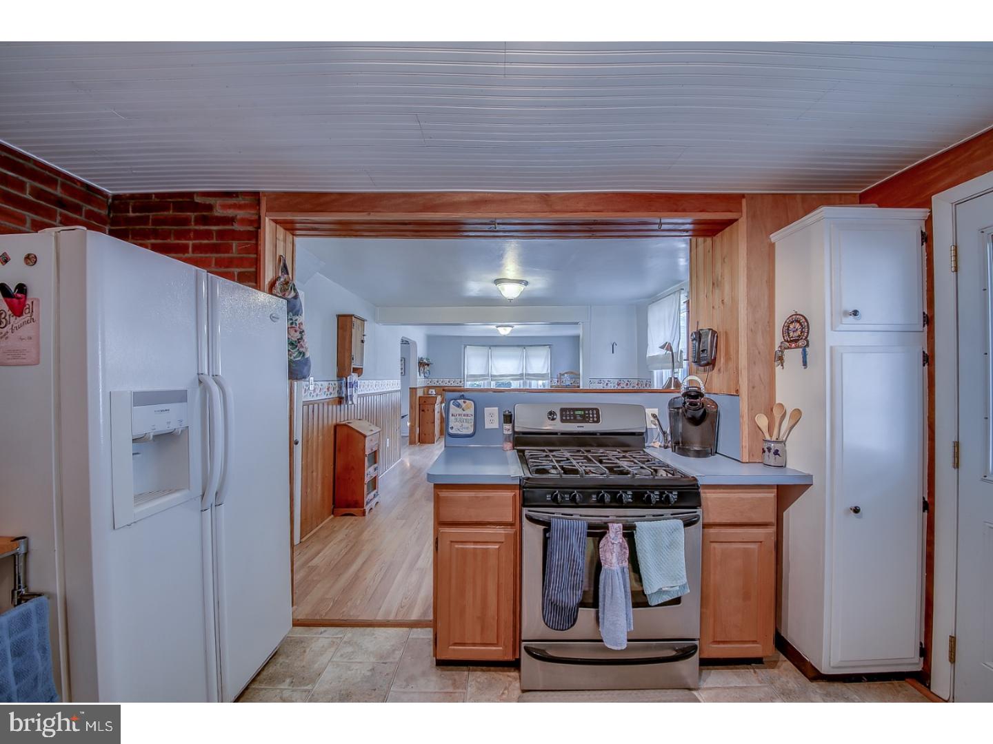 14 Beechwood Road Brookhaven, PA 19015 - Photo 8 of 24 Gallery Image 8