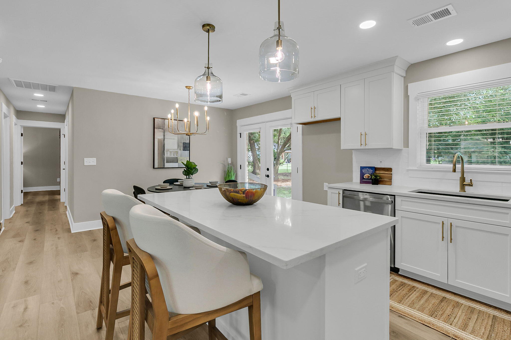 2411 Terrell Street Charleston, SC 29414 - Photo 10 of 33 Beautiful Light Fixtures!