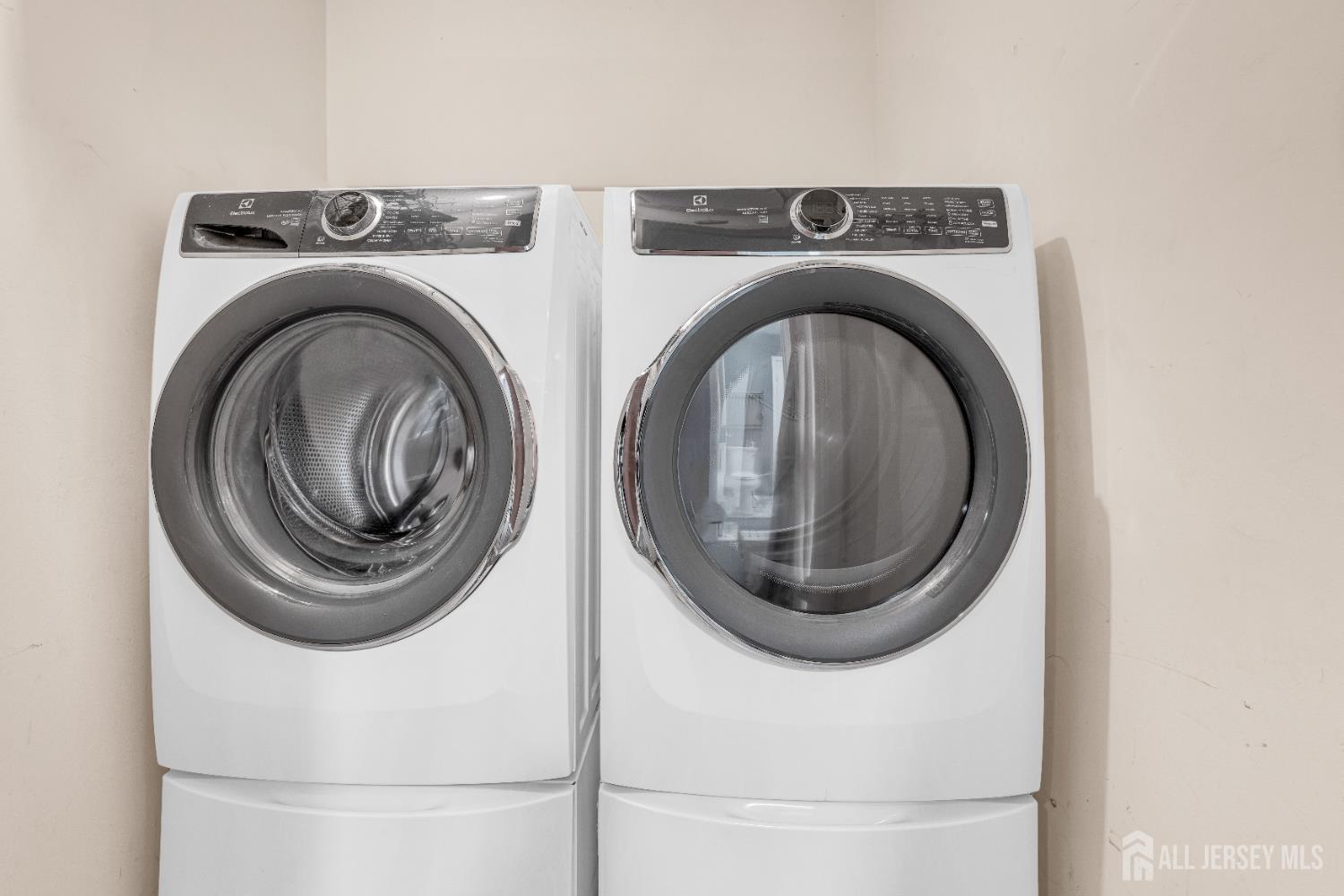 47 Park Gate Drive Edison, NJ 08820 - Photo 31 of 40