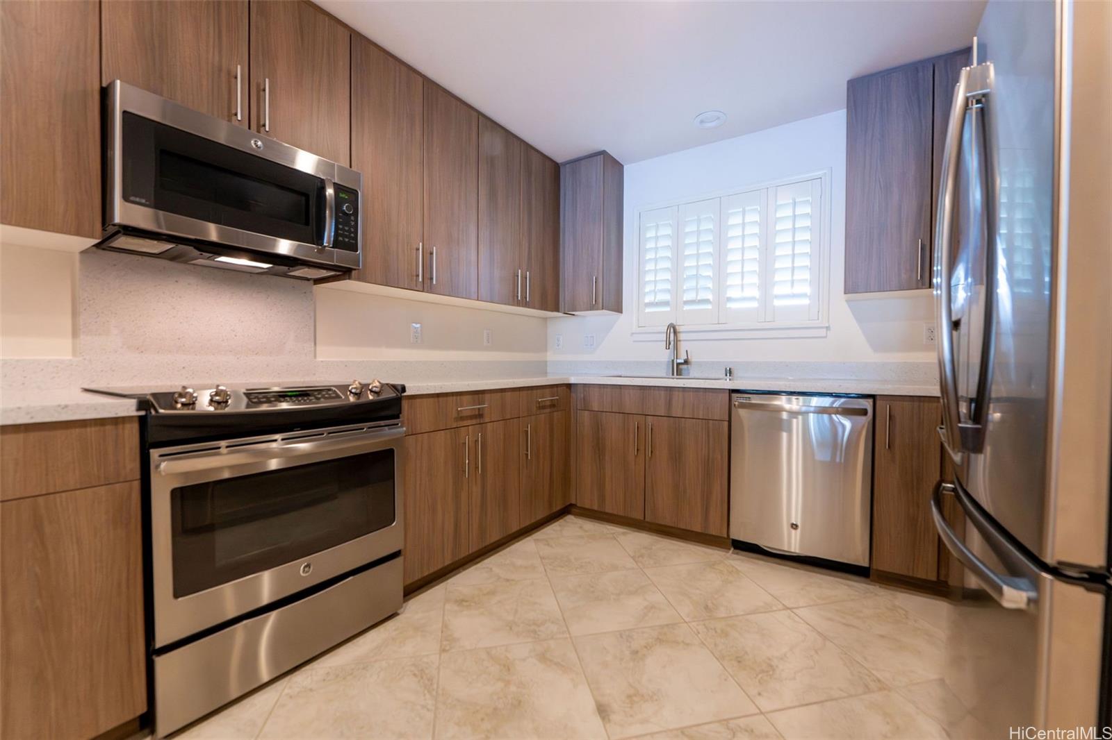 501 Kailua Road, Unit 1205 Kailua, HI 96734 - Photo 11 of 25 Kitchen with high end appliances