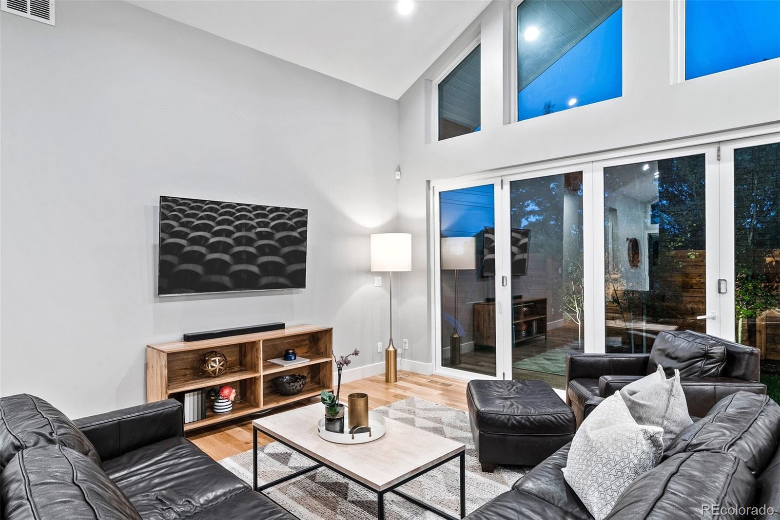 5409 East Bails Drive Denver, CO 80222 - Photo 13 of 40