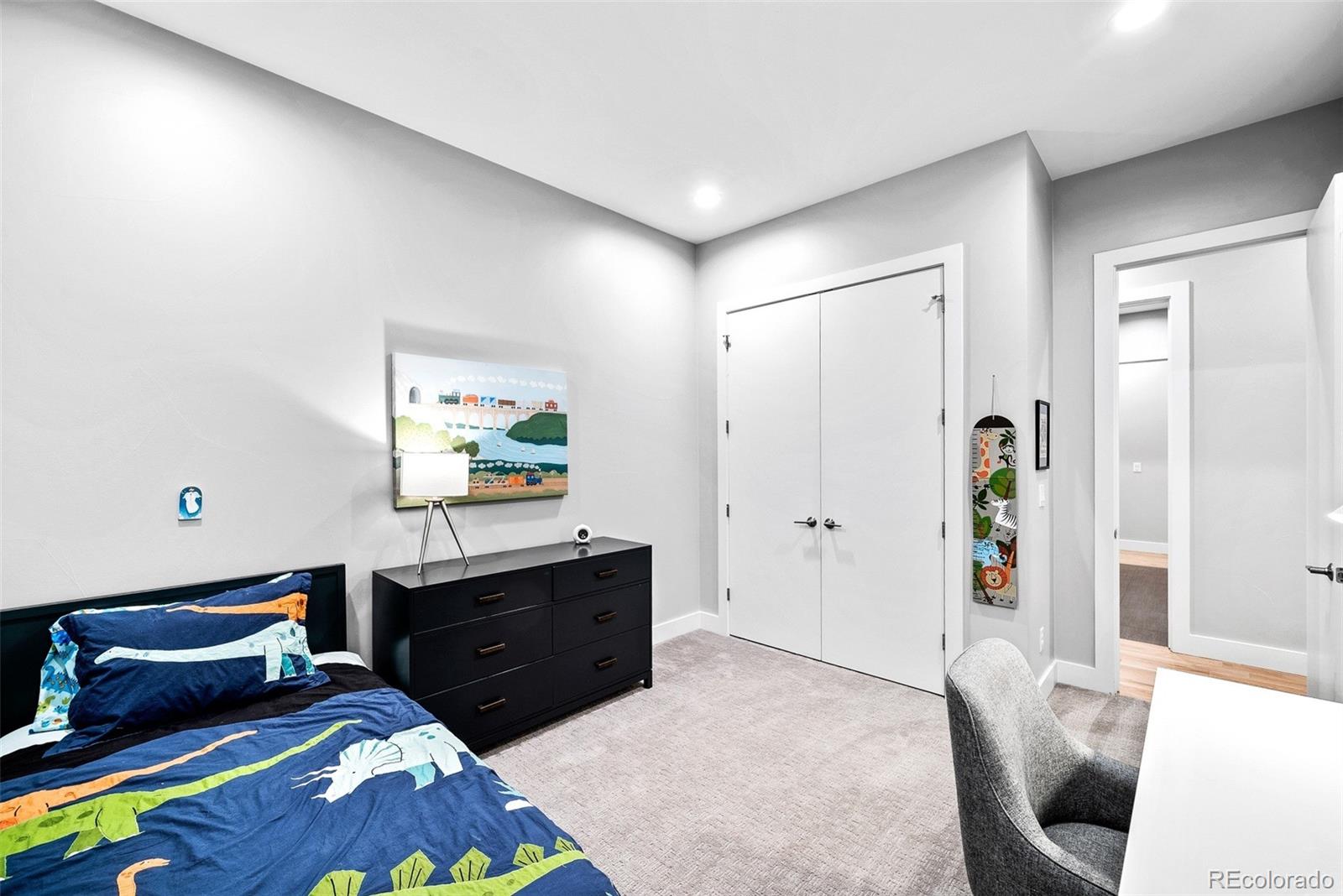 5409 East Bails Drive Denver, CO 80222 - Photo 23 of 40