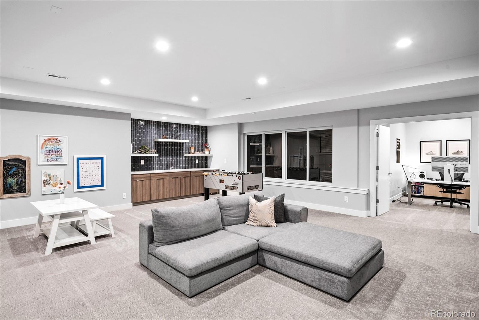 5409 East Bails Drive Denver, CO 80222 - Photo 29 of 40