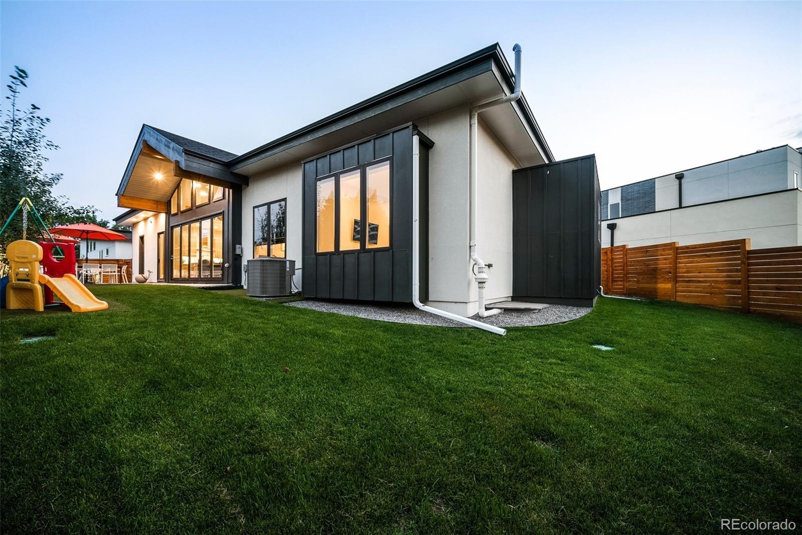 5409 East Bails Drive Denver, CO 80222 - Photo 39 of 40