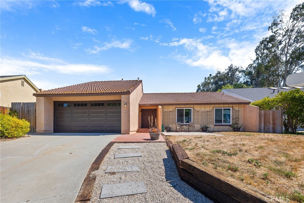29951 Cactus Place Temecula, CA 92592 - Photo 3 of 46 a house view with a outdoor space
