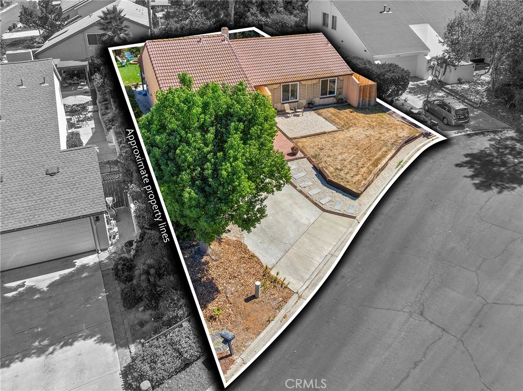 29951 Cactus Place Temecula, CA 92592 - Photo 35 of 46 an aerial view of residential house with an entryway