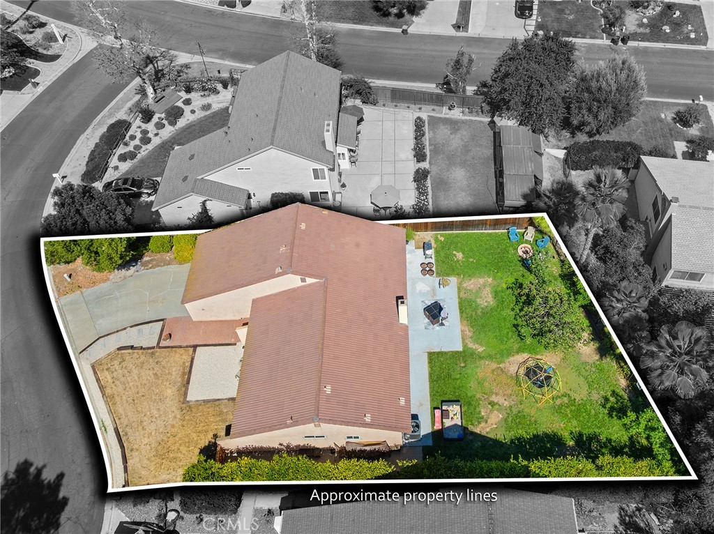 29951 Cactus Place Temecula, CA 92592 - Photo 37 of 46 an aerial view of a pool