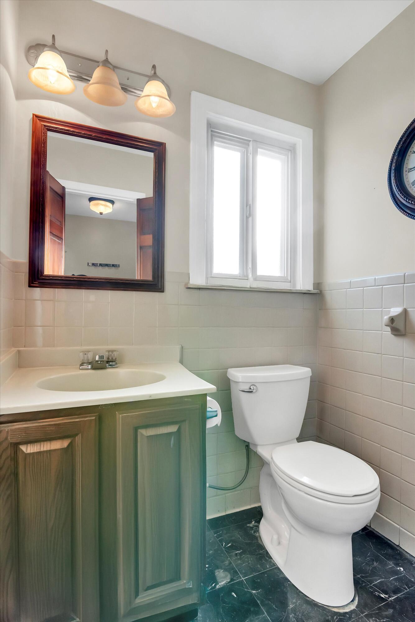 22115 Derby Road Woodhaven, MI 48183 - Photo 20 of 58 24-DSC04350