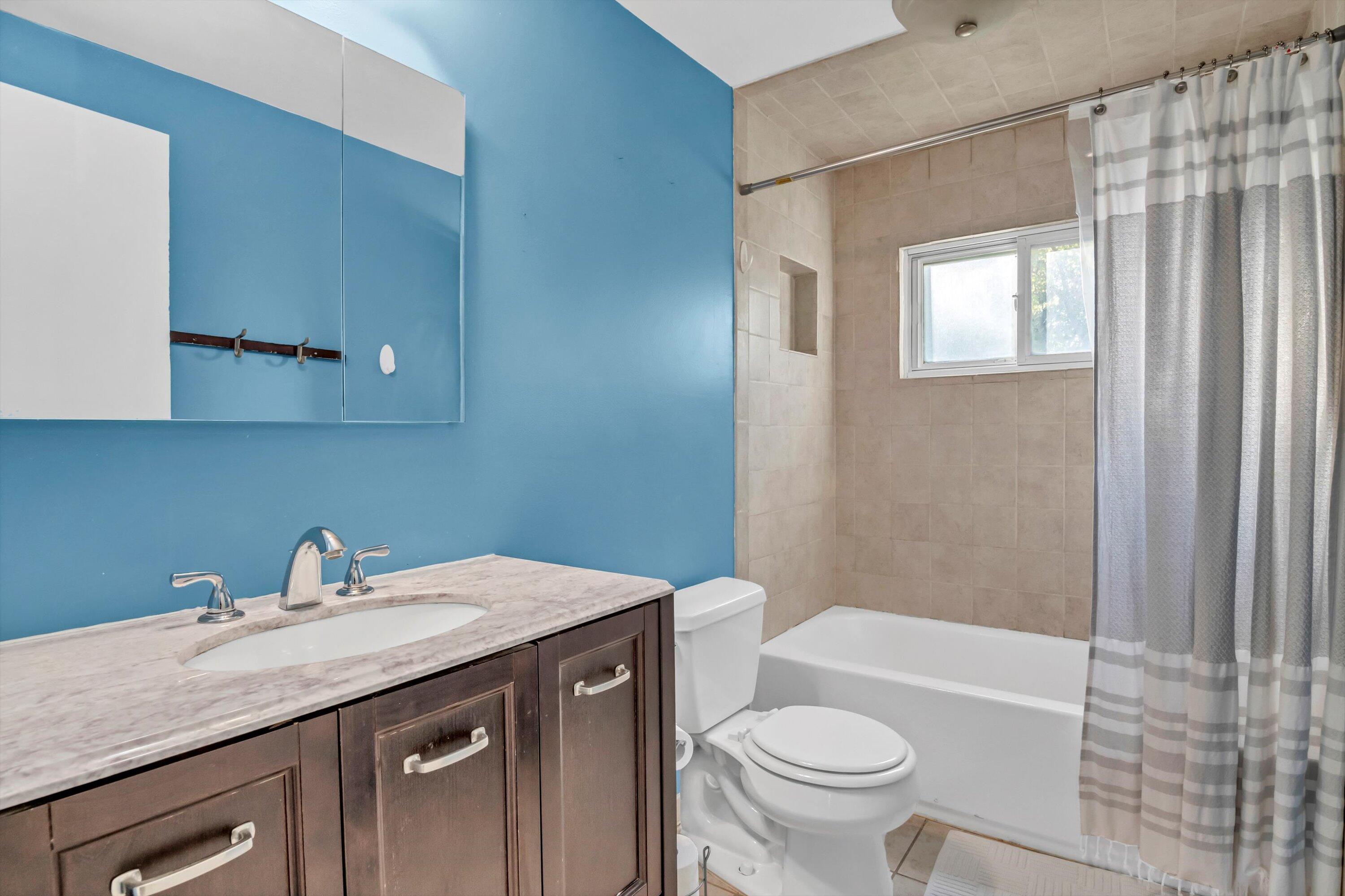 22115 Derby Road Woodhaven, MI 48183 - Photo 27 of 58 29-DSC04375