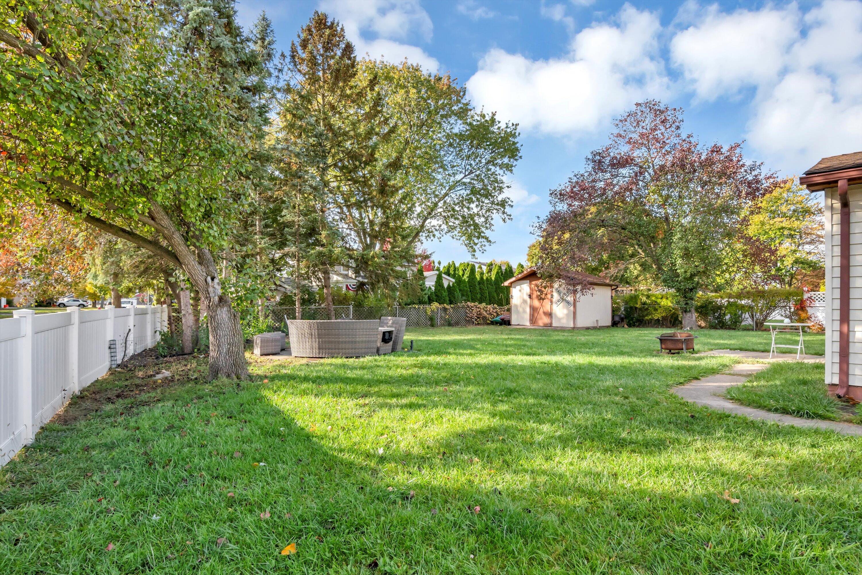 22115 Derby Road Woodhaven, MI 48183 - Photo 41 of 58 40-DSC04453