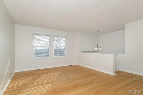 $2,525 | 87 Edward Drive, Eureka, MO 63025