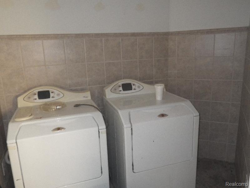 13202 North Irish Road Millington, MI 48746 - Photo 40 of 49 2nd flr Laundry