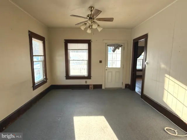 $1,500 | 19 Oakland Avenue, Newfield, NJ 08344