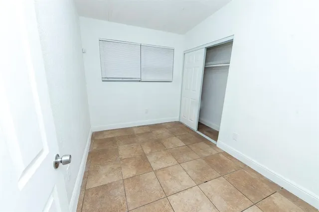 $3,650 | 205 Northwest 33rd Avenue, Lauderhill, FL 33311