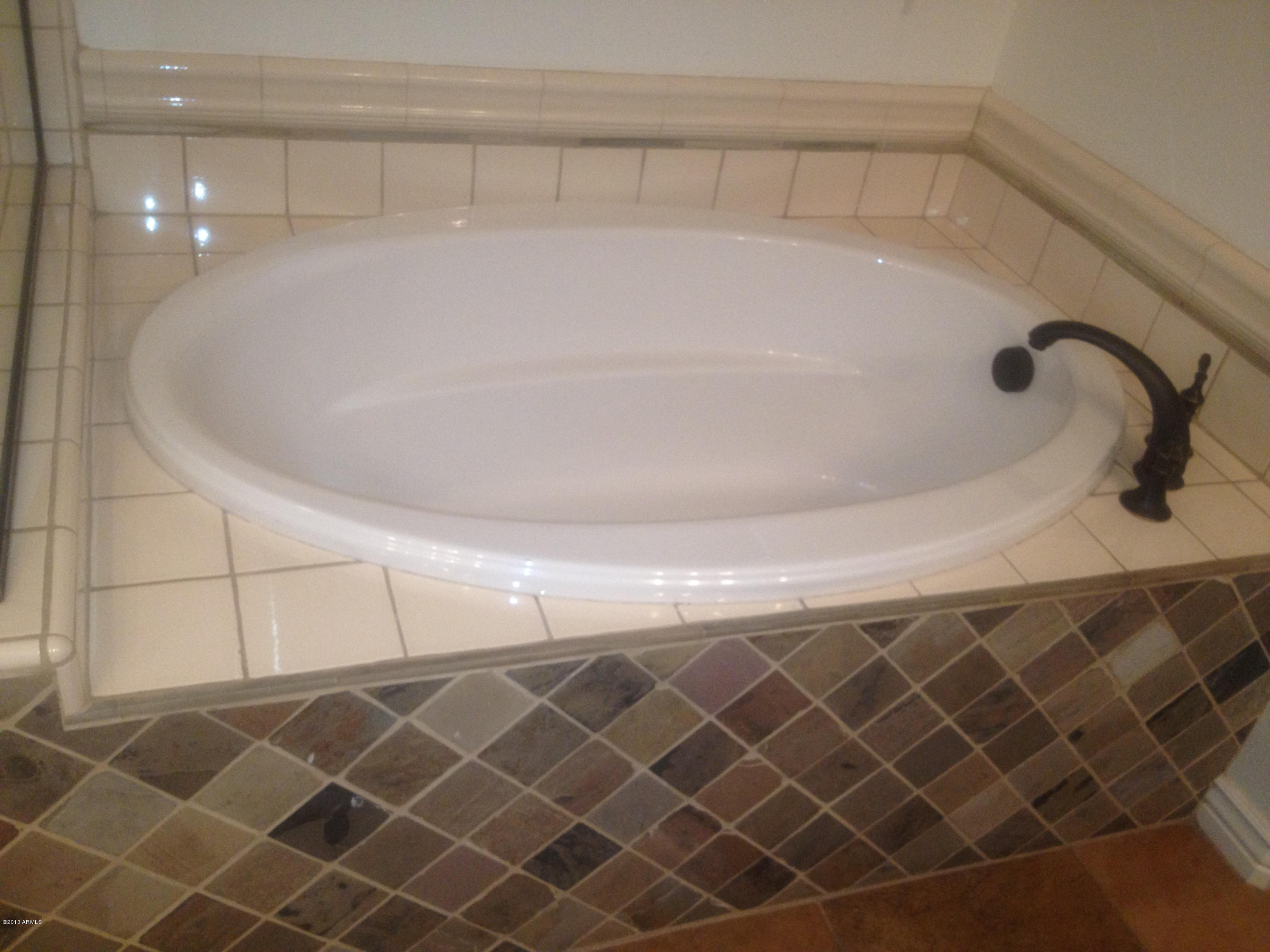 16071 West Coronado Road Goodyear, AZ 85395 - Photo 21 of 46 Bath Tub