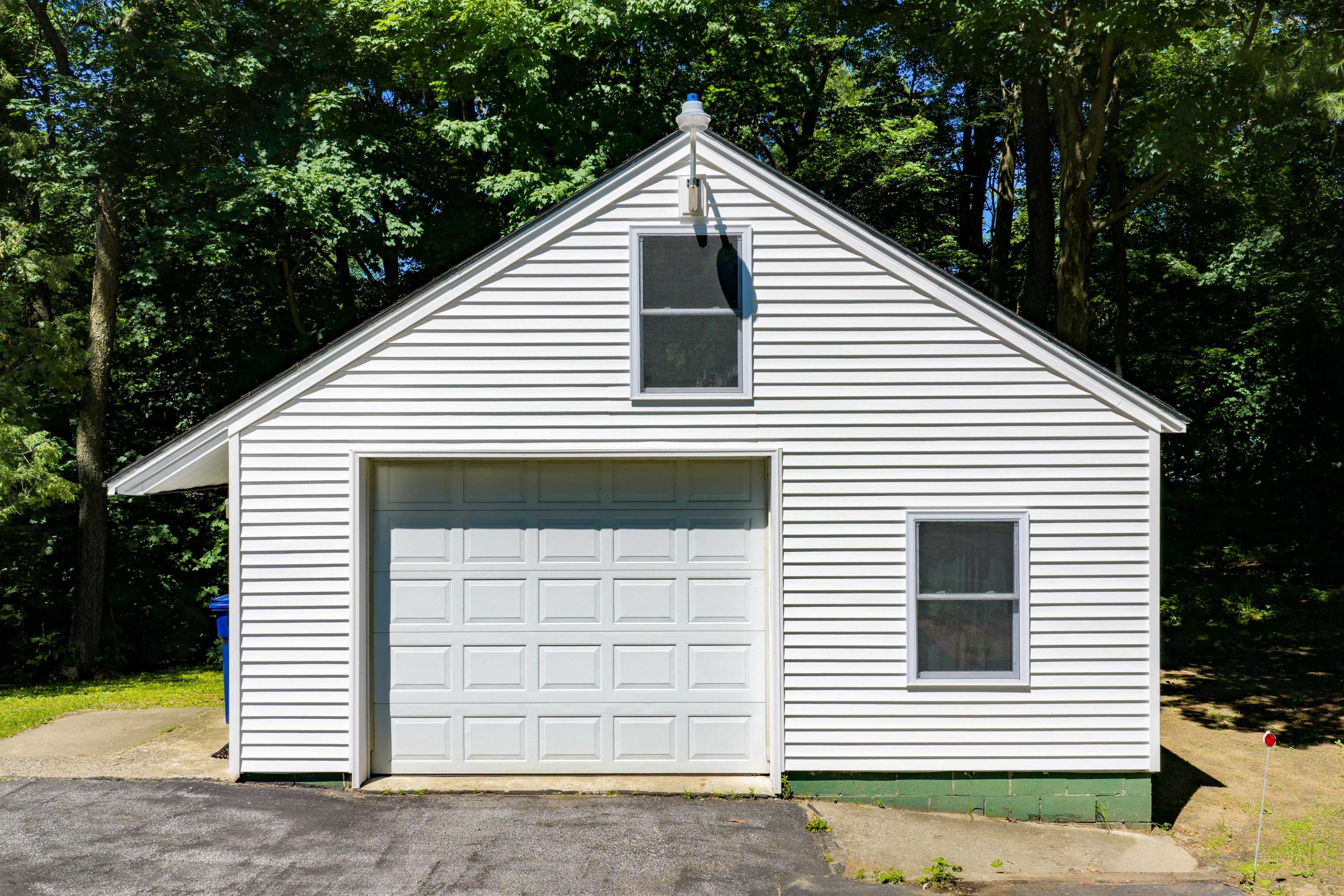 10 Bosworth Street Swanton, VT 05488 - Photo 4 of 60