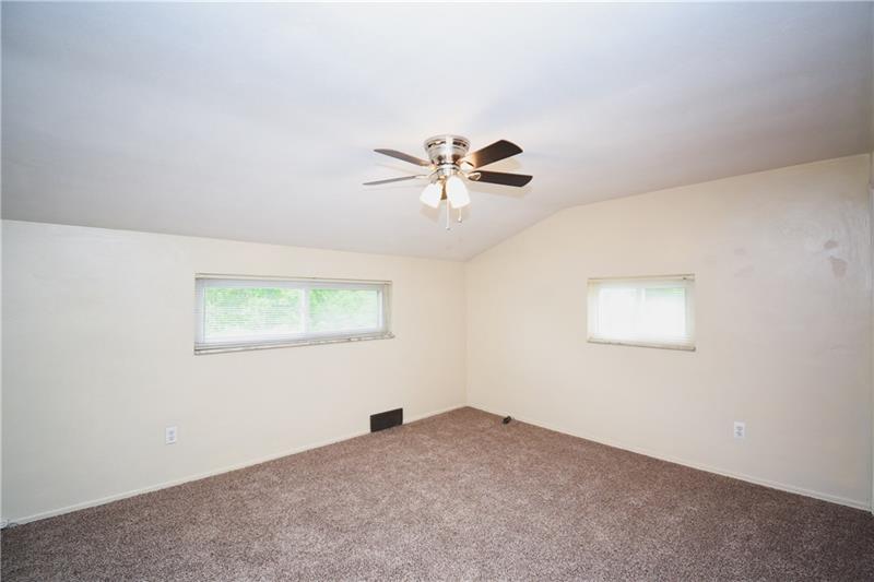 670 Lindsay Road Carnegie, PA 15106 - Photo 12 of 25 Master Bedroom 1