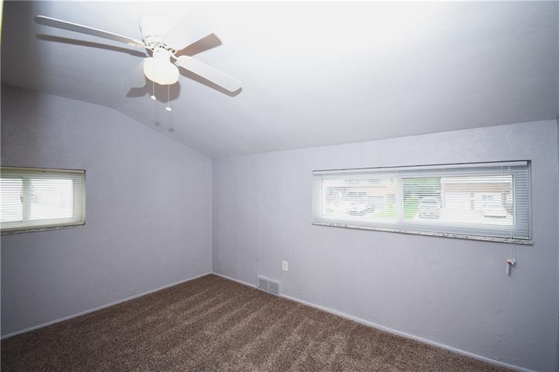 670 Lindsay Road Carnegie, PA 15106 - Photo 14 of 25 Bedroom 2