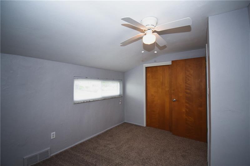 670 Lindsay Road Carnegie, PA 15106 - Photo 15 of 25 Bedroom 2