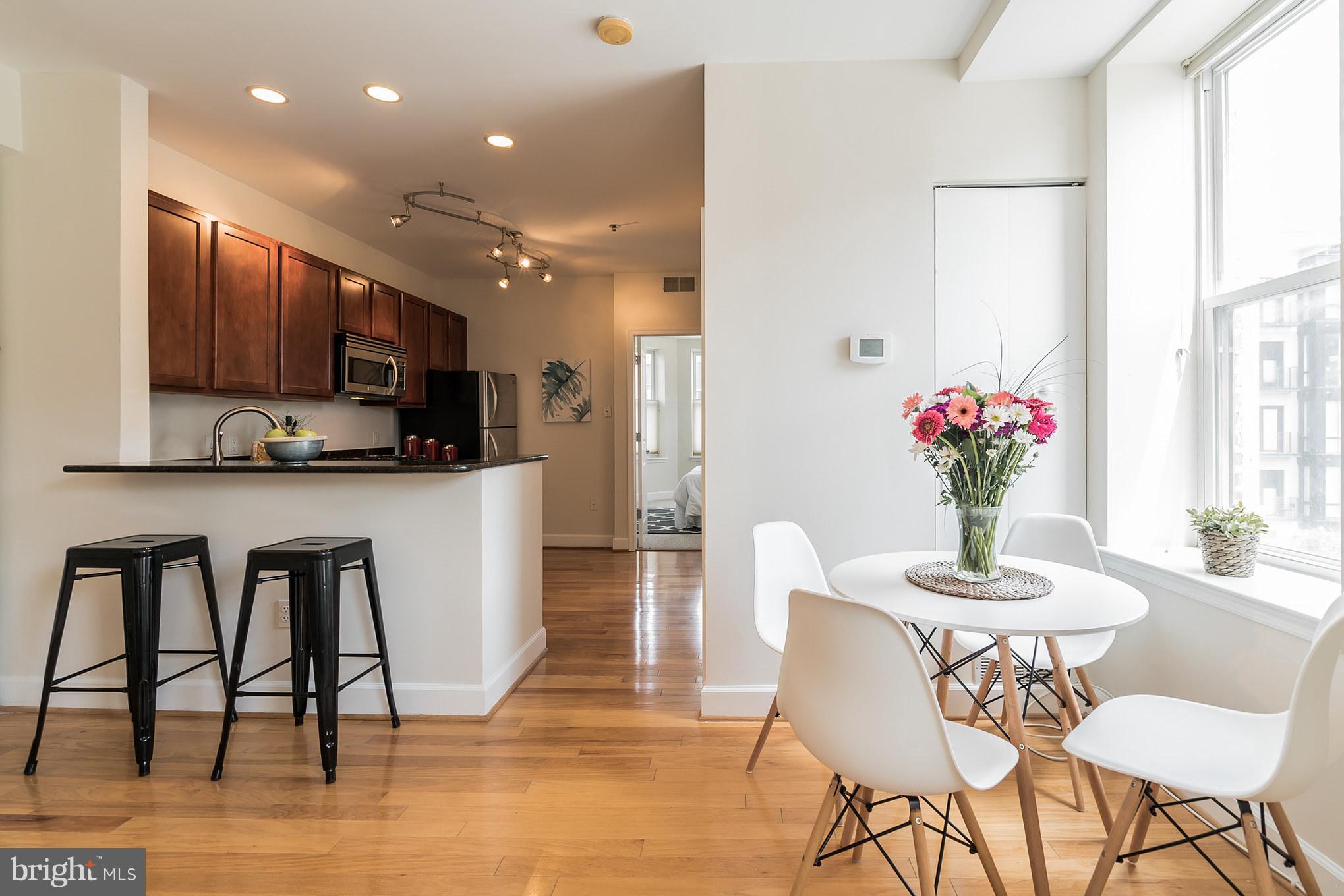 1418 W Street Northwest, Unit 401 Washington, DC 20009 - Photo 13 of 30 Dining Room