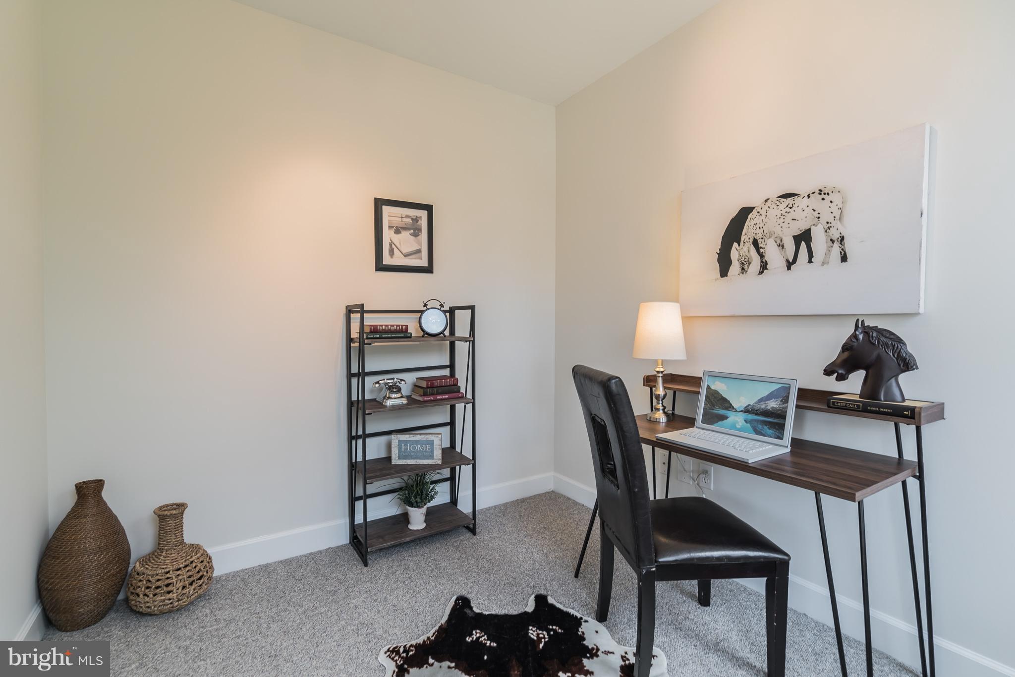 1418 W Street Northwest, Unit 401 Washington, DC 20009 - Photo 28 of 30 Den