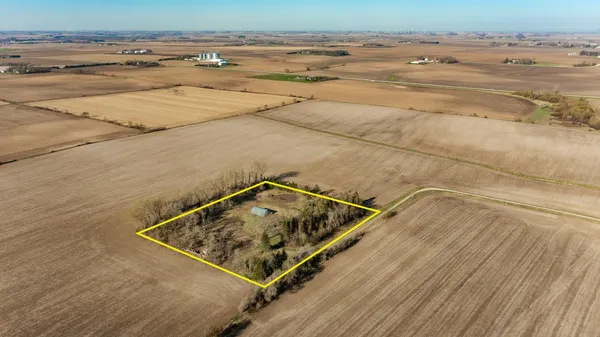 $299,900 | 63914 275th Avenue, Kasson, MN 55944