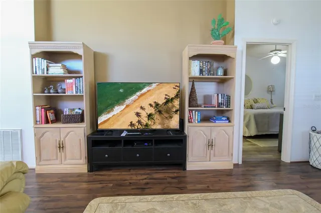 $6,000 | 502 Sanderling Circle, Bradenton, FL 34209