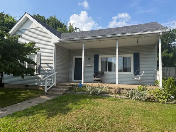 $127,900 | 307 West 6th Street, Metropolis, IL 62960
