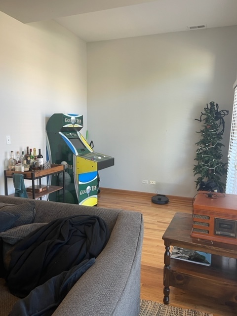 3216 North Racine Avenue, Unit 2 Chicago, IL 60657 - Photo 11 of 16