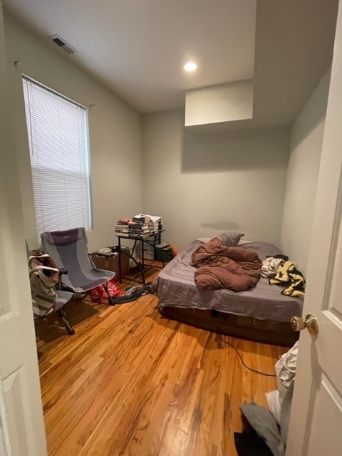 3216 North Racine Avenue, Unit 2 Chicago, IL 60657 - Photo 12 of 16