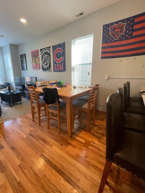 3216 North Racine Avenue, Unit 2 Chicago, IL 60657 - Photo 3 of 16