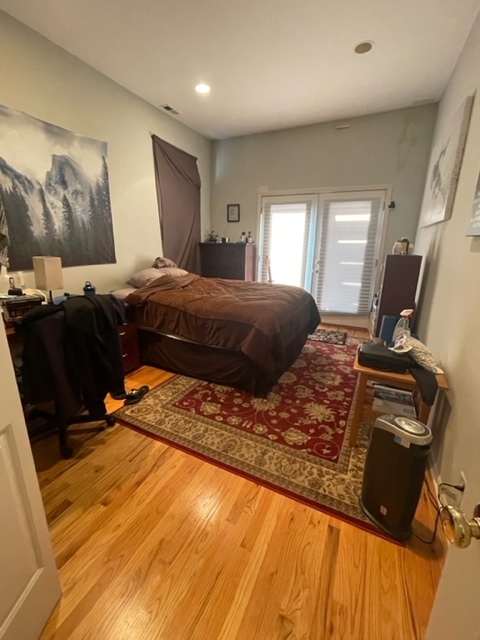 3216 North Racine Avenue, Unit 2 Chicago, IL 60657 - Photo 8 of 16