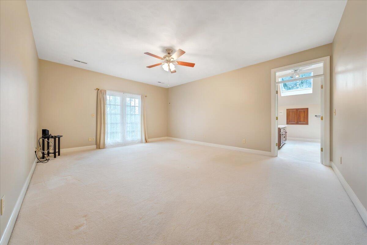 5325 Fox Ridge Road Southwest Roanoke, VA 24018 - Photo 48 of 92 045-MIB09357