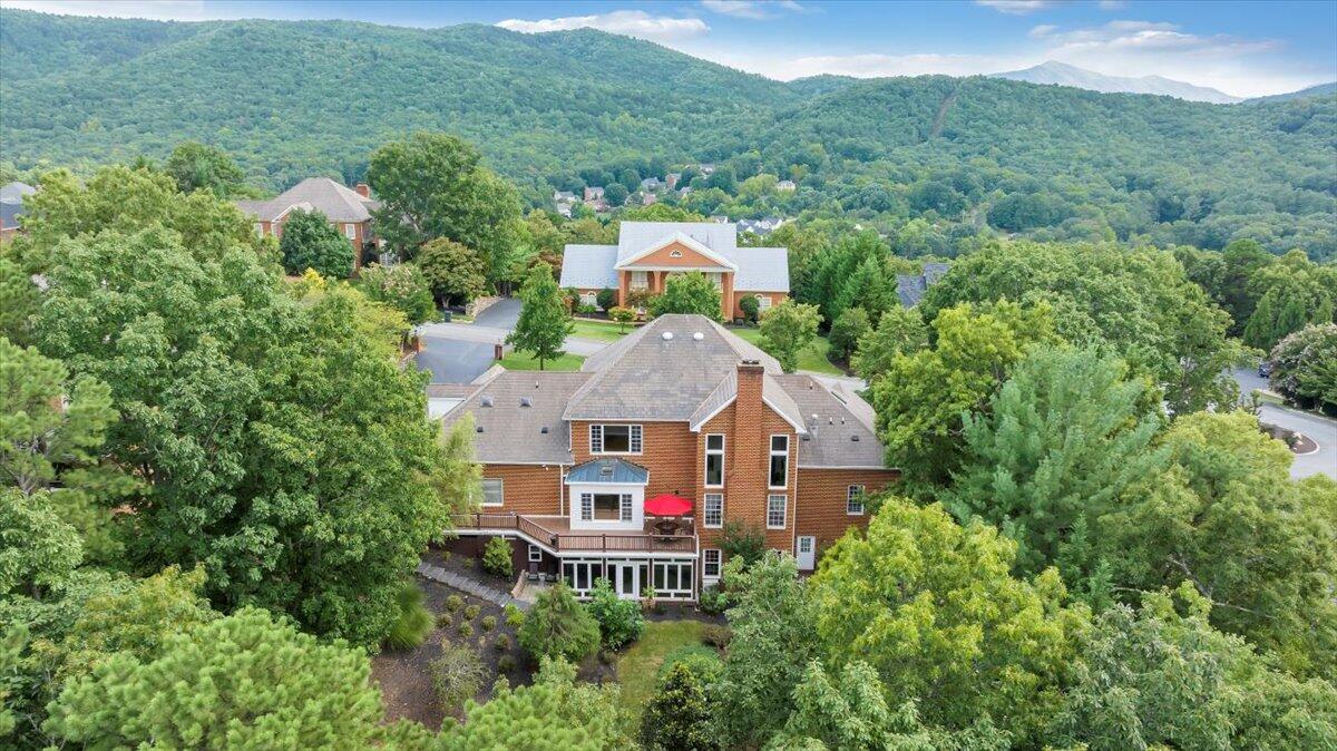 5325 Fox Ridge Road Southwest Roanoke, VA 24018 - Photo 82 of 92 107-DJI_20240902154532_0015_D_MIB