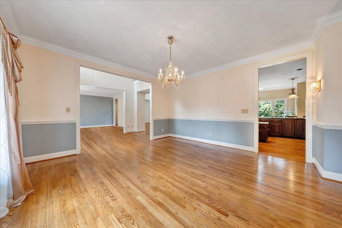 5325 Fox Ridge Road Southwest Roanoke, VA 24018 - Photo 9 of 92 05-2-MIB09228 Virtually Emptied