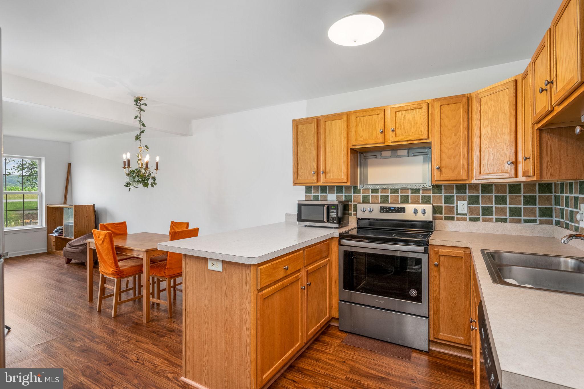 3 Sandstone Court Lititz, PA 17543 - Photo 5 of 22