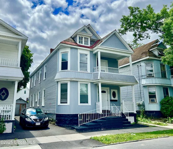 $349,900 | 517 Summit Avenue, Schenectady, NY 12307