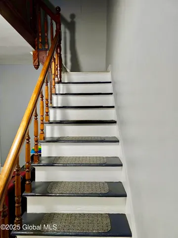 $349,900 | 517 Summit Avenue, Schenectady, NY 12307