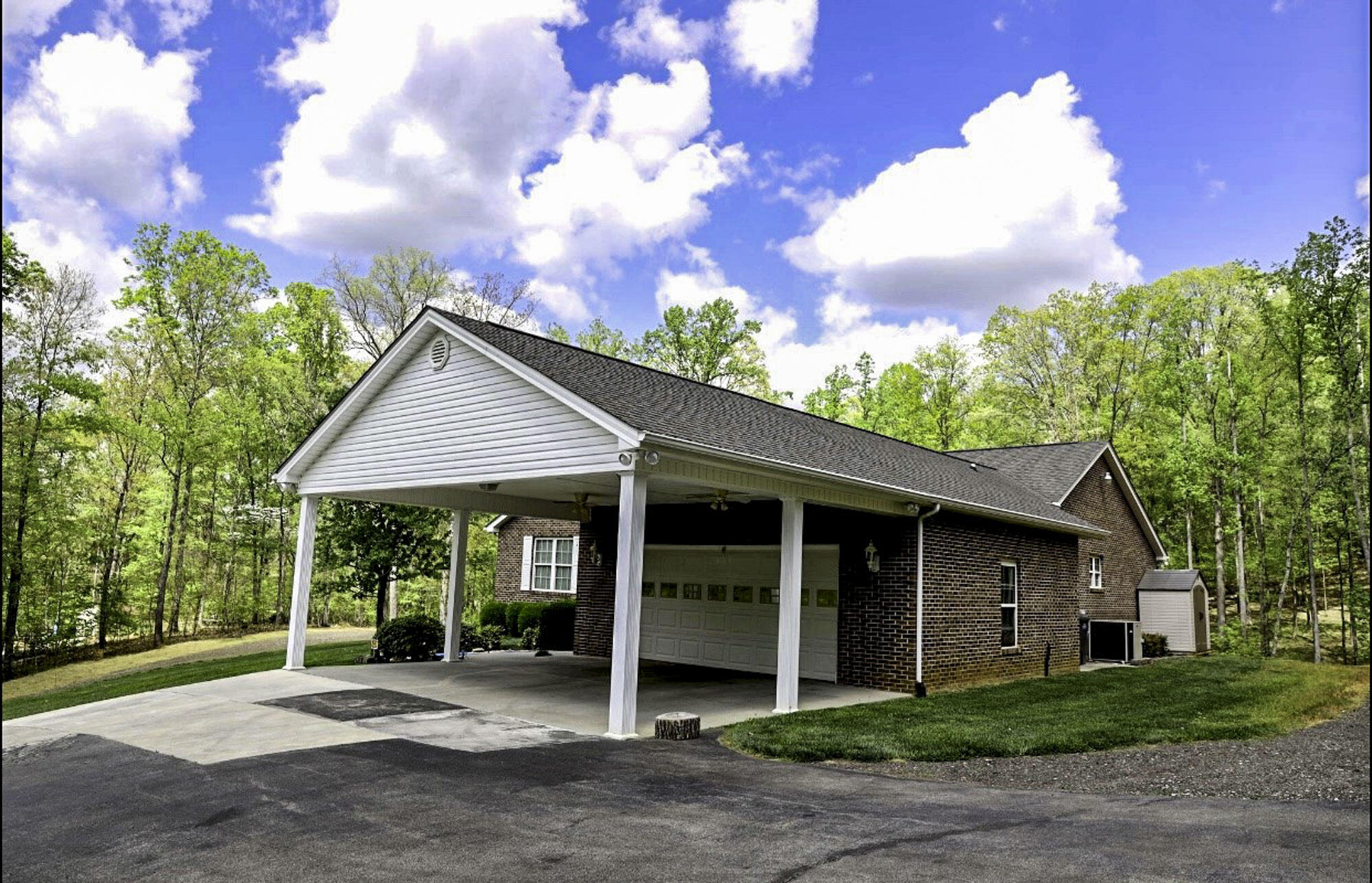 415 Cline Road Dandridge, TN 37725 - Photo 5 of 6 IMG_8363-r