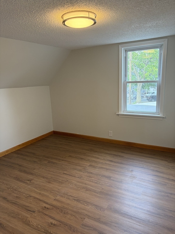 52 Harrison Street Worcester, MA 01604 - Photo 25 of 32