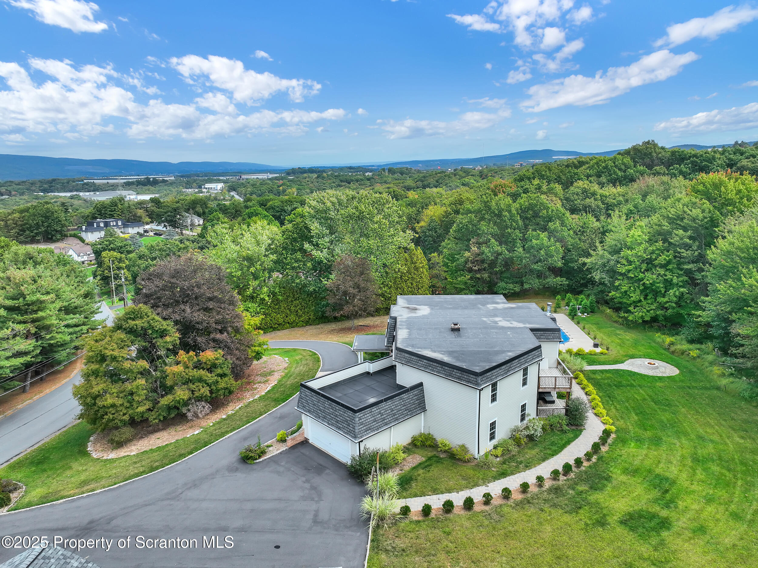33 Fordham Road Wilkes Barre, PA 18702 - Photo 12 of 93 66_dji_0904